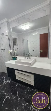 Imagem Apartamento de alto padrão com 220m²