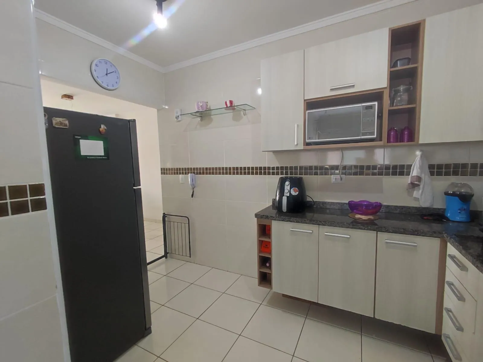 Imagem Apartamento para Venda em Praia Grande, Tupi, 2 dormitórios, 1 suíte, 1 banheiro, 2 vagas