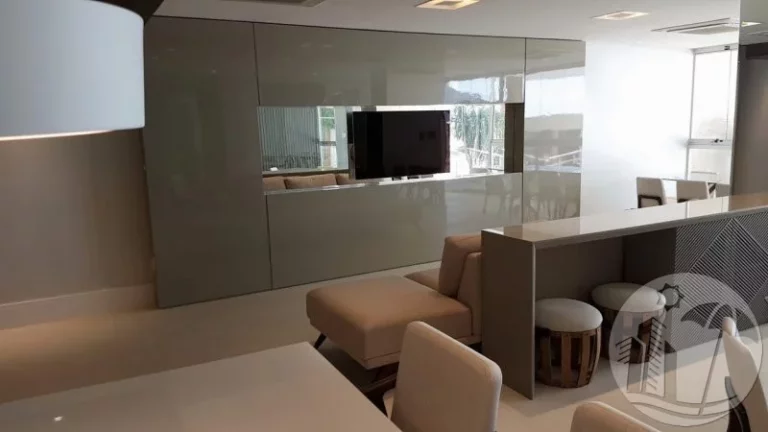 Imagem Espetacular Apartamento Frente Mar com 3 Quartos e 2 Vagas