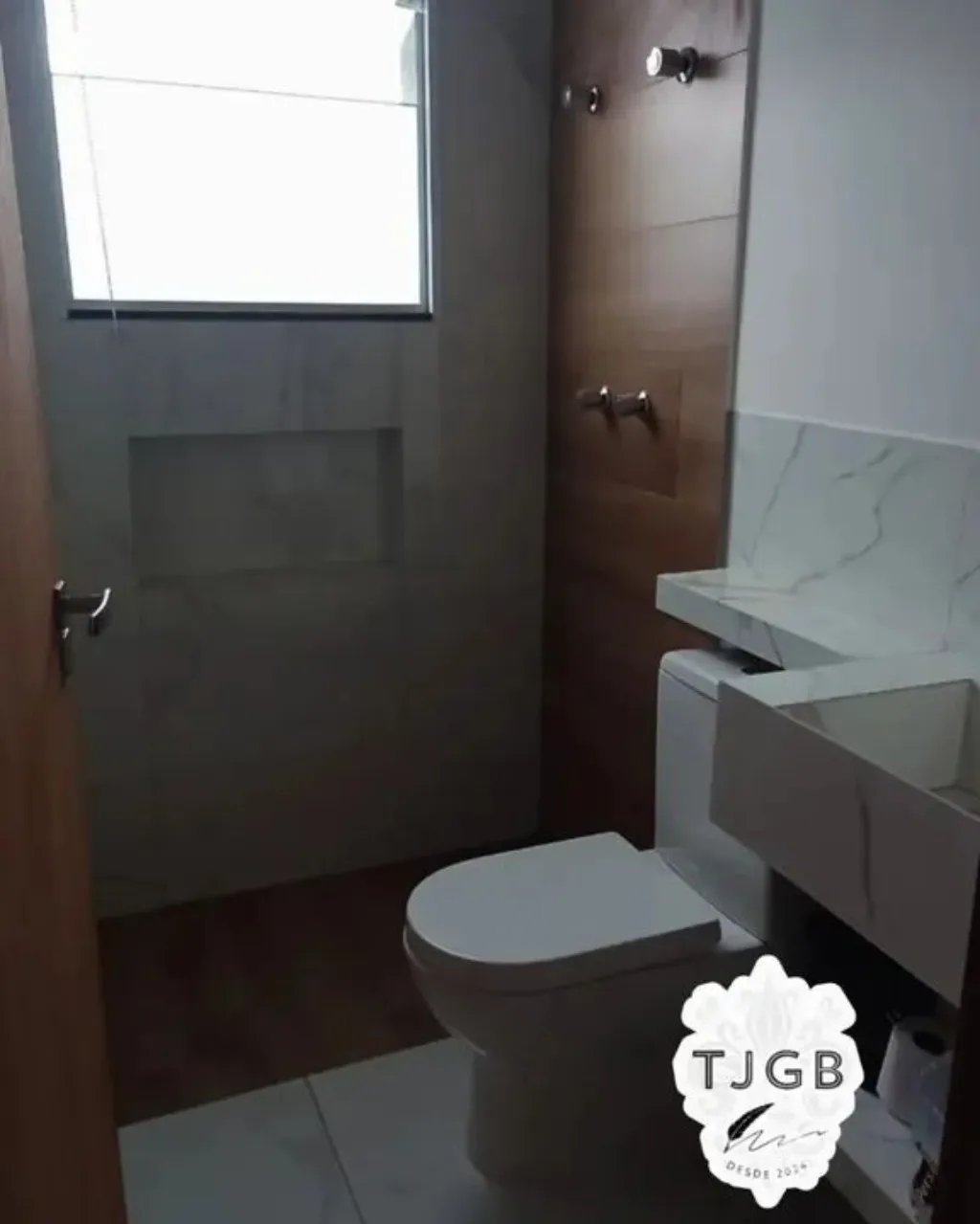 Imagem Casa em Condomínio à Venda em Sorocaba-SP: 3 Quartos, 1 Suíte, 2 Banheiros, 2 Vagas de Garagem e 140m² no Jardim Novo Horizonte!