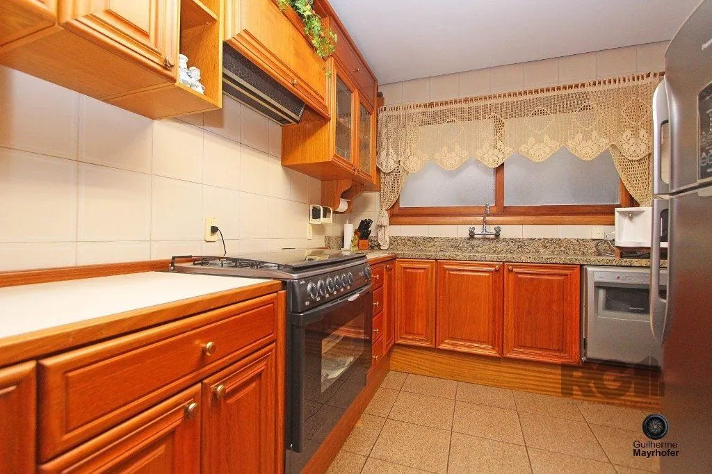 Imagem Excelente apartamento de 315m² com 3 dormitórios e 2 vagas.