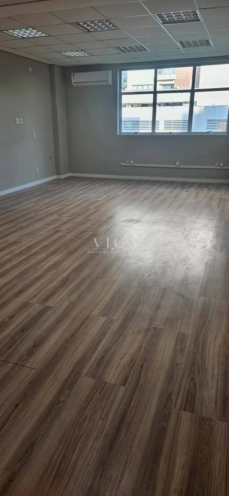 Imagem Alpha Omega Alphaville|Sala 120m² vista 2 vagas por R$ 4.300,00/mês