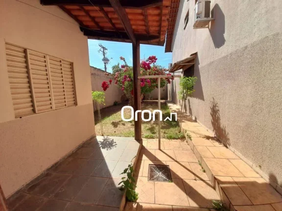Imagem Sobrado à venda, 253 m² por R$ 1.480.000,00 - Jardim América - Goiânia/GO