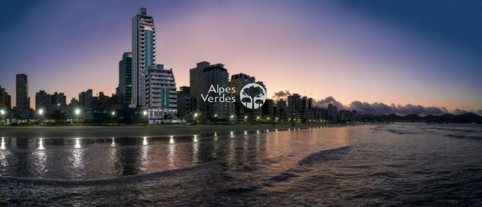 Imagem Apartamento à Venda em Meia Praia, Itapema - SC