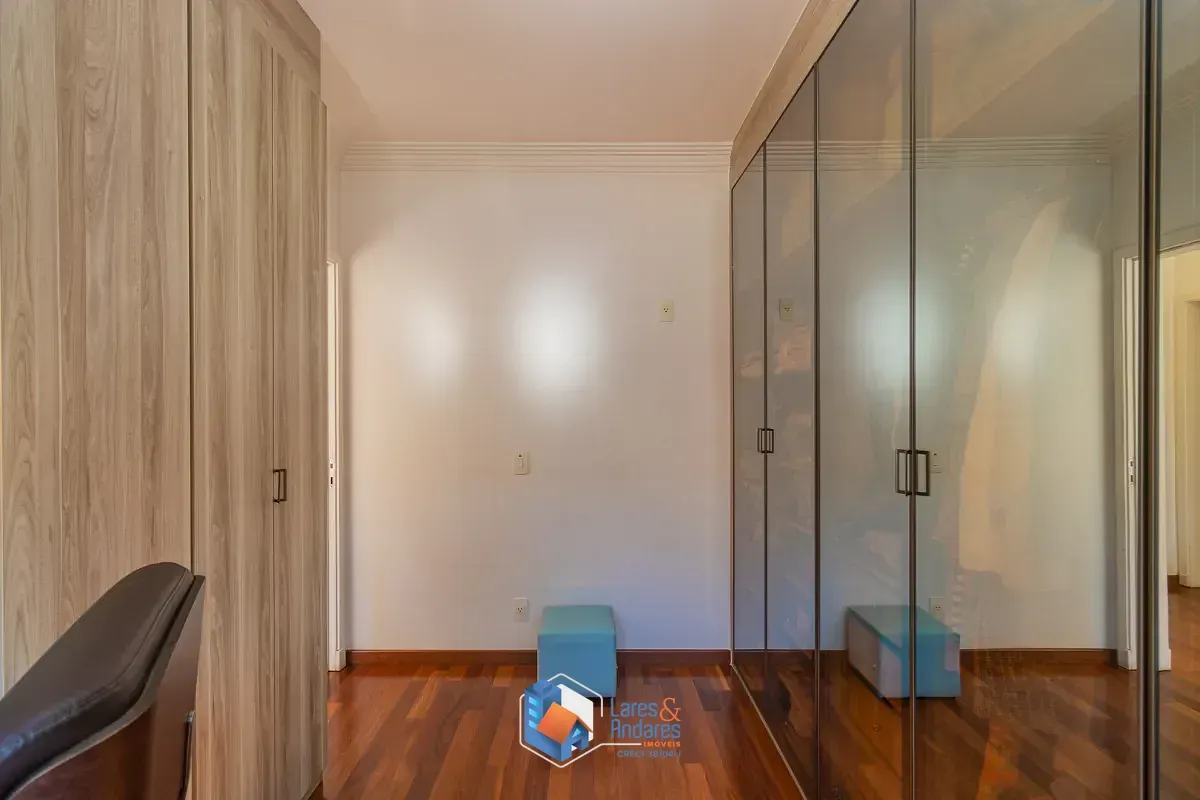 Imagem Casa no condomínio Condominio Villagio Della Hípica para venda com 3 quartos, sendo 3 suítes, 223m²