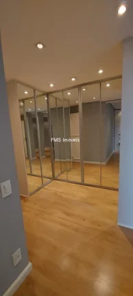 Imagem Imperdível: Apartamento de Luxo com 3 Suítes e 3 Vagas no Campo Belo, São Paulo-SP - 240m²!