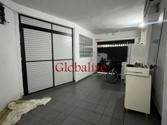 Imagem Casa à venda com 168m², 3 quartos, 1 suíte, churrasqueira, 1 vaga, por R$705.000,00 em Santos