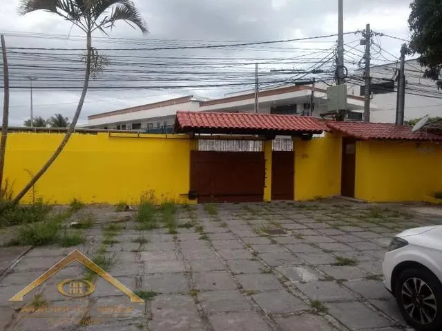 Imagem Casa em Condomínio para Venda em Cabo Frio / RJ no bairro Jardim Náutilus