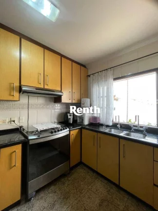 Imagem Casa com 5 dormitórios à venda, 360 m² por R$ 900.000 - Jardim Mirassol - Rio Claro/SP