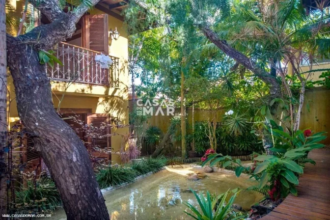 Imagem Casa Frente Mar para Venda em Armação dos Búzios / RJ no bairro Ferradura