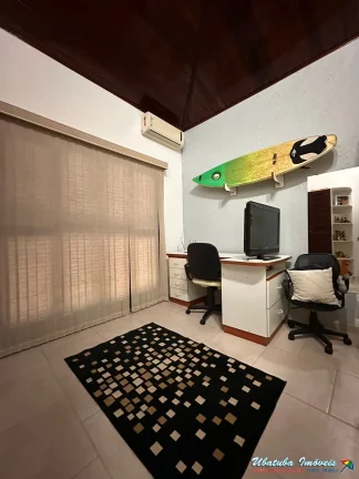 Imagem Casa espetacular em condomínio fechado
