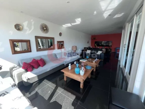Imagem Mansão com deck para canal navegável, Ogiva - Cabo Frio
