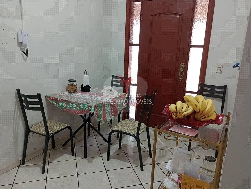 Imagem Casa de 5 quartos, 260m² no bairro Jardim Itamaraty, em Lençóis Paulista
