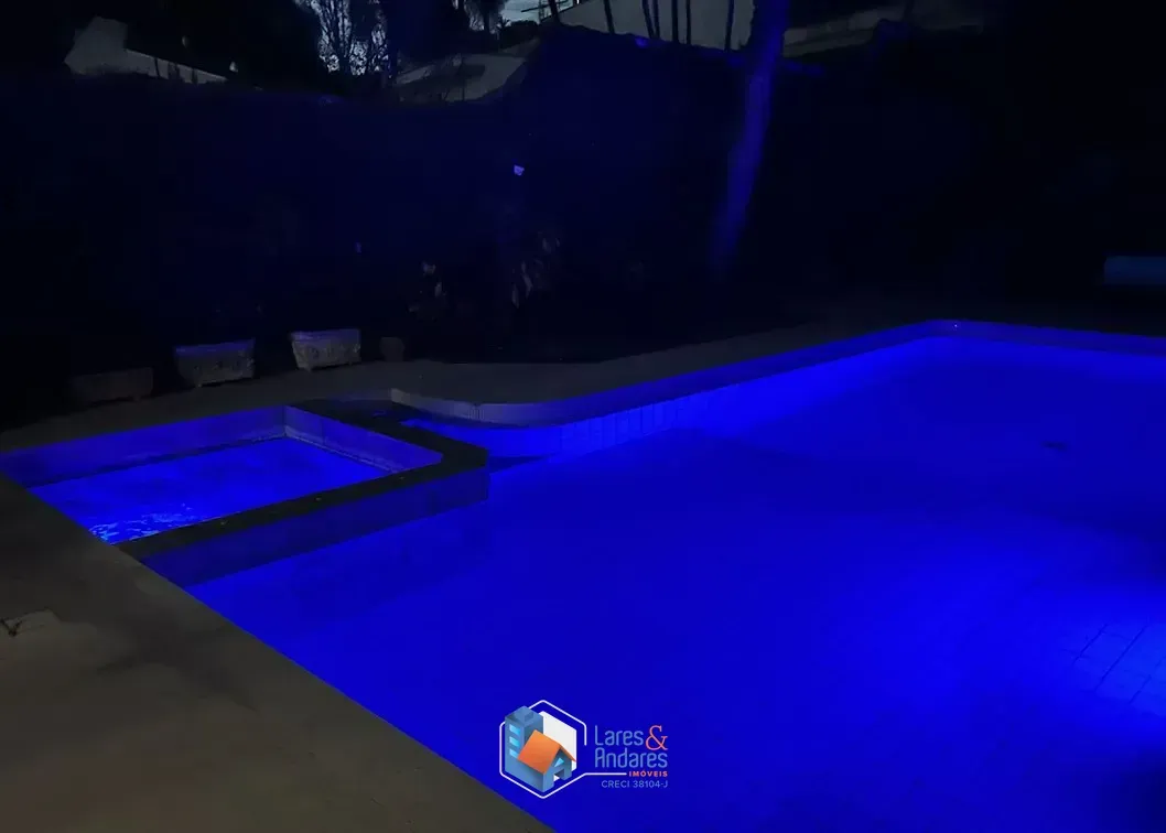 Imagem Casa para venda em Jardim Cordeiro com 4 quartos, sendo 4 suítes, 357m²