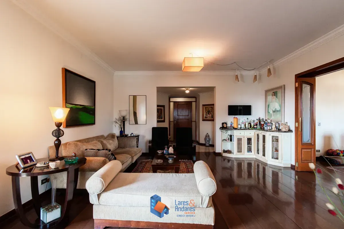 Imagem Apartamento para venda em Moema com 4 quartos, sendo 3 suítes, 222m²