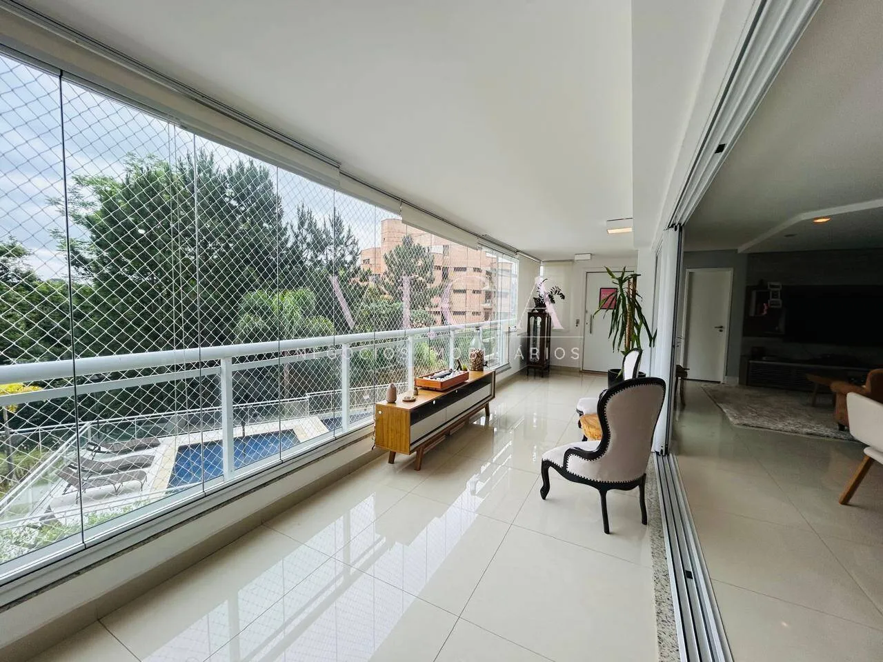 Imagem Apartamento a venda com 196 m² por R$ 2.290.000,00 - Alphaville Barueri/SP
