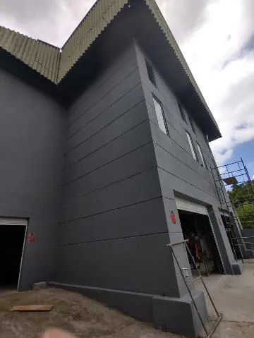 Imagem VENDA E LOCAÇÃO DE GALPÃO INDUSTRIAL EM CAJAMAR/SP, A/T 6.041m² e A/C de 4.000m², com pé direito de 12m e pertinho da Rod. Anhanguera. CONSULTE-NOS.