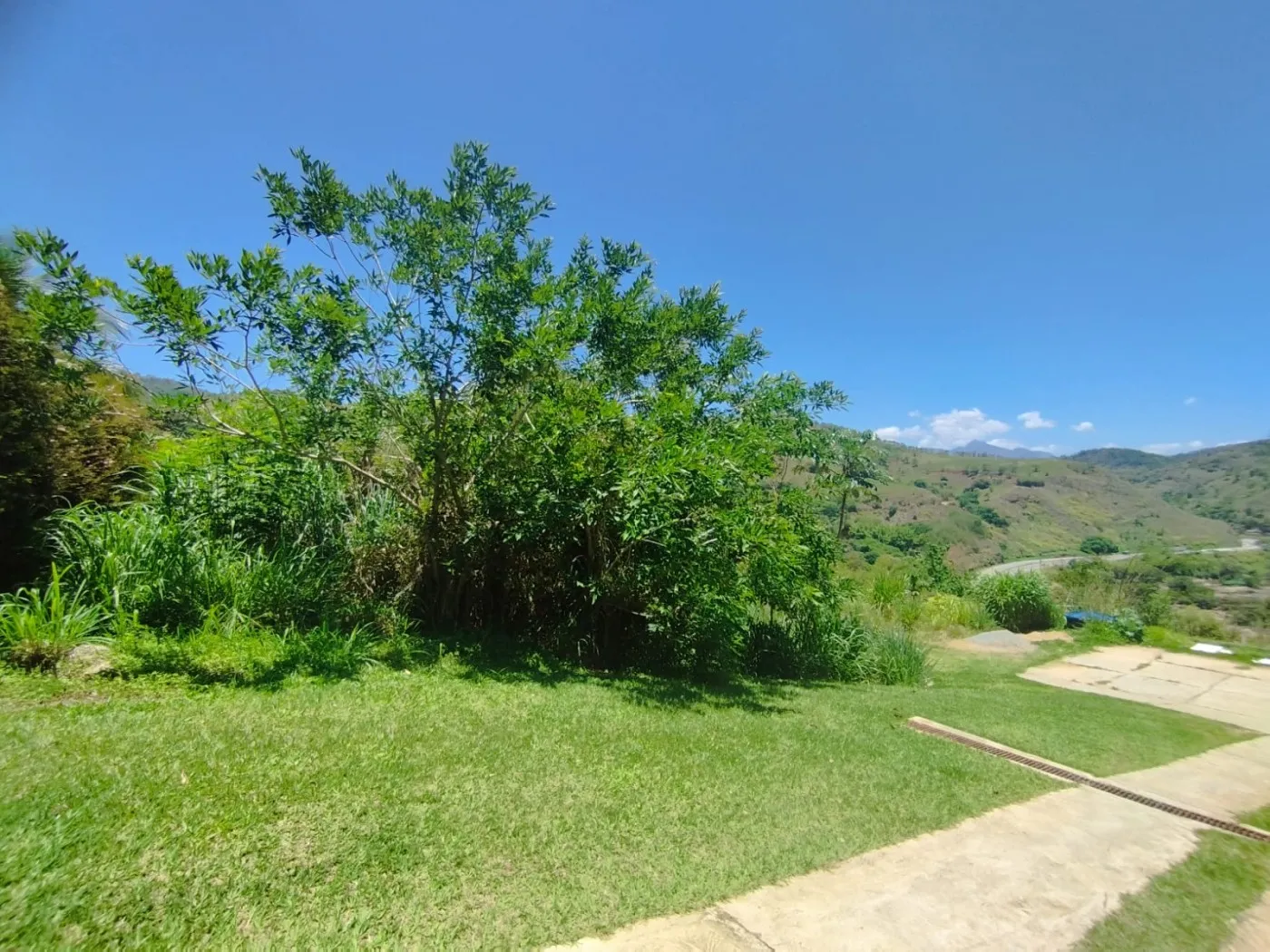 Imagem Terreno em Condomínio para Venda em Areal / RJ no bairro Agriões