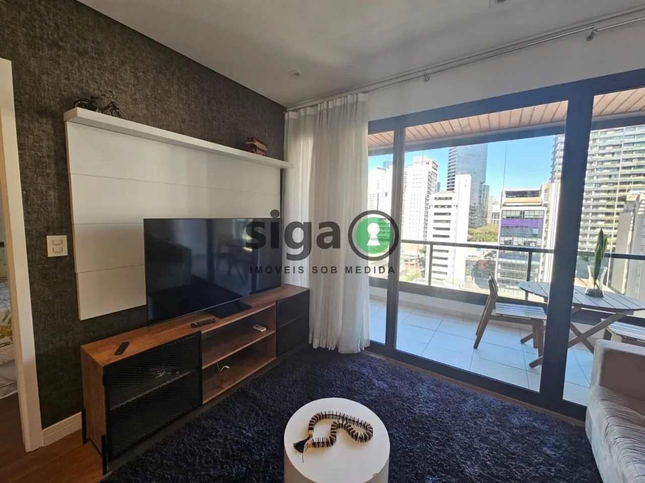 Imagem Apartamento mobiliado para alugar no Condomínio Limited Funchal