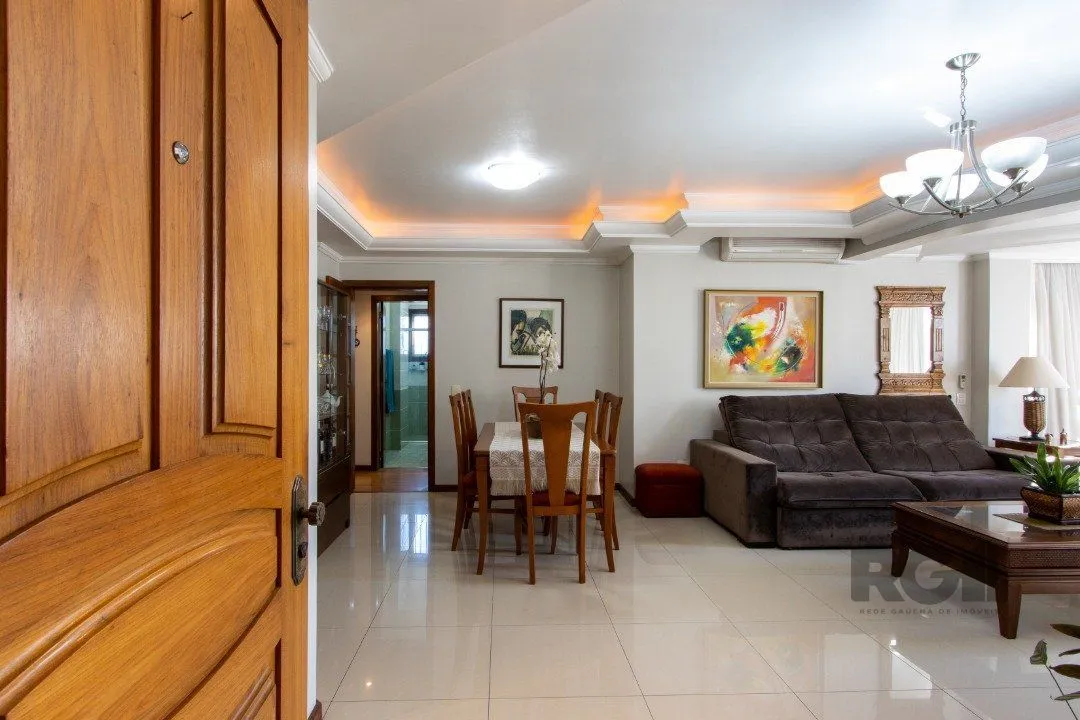 Imagem Apartamento Garden de 3 dormitórios, 1 suite e 1 vaga coberta no bairro Cristal.