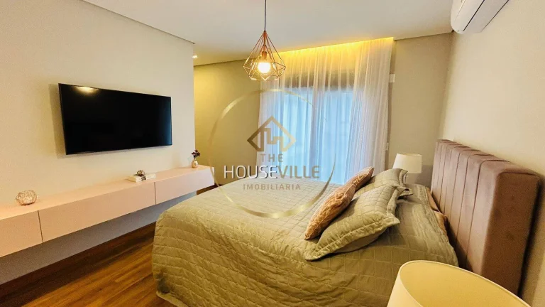 Imagem Casa Sobrado 4 Dormitórios (4 suítes), 4 vagas, Mobiliado, Urbanova.