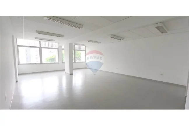 Foto do imóvel Sala Comercial 64,64 2 salas 1 vaga no Jardim Paulista em Avenida São Gabriel