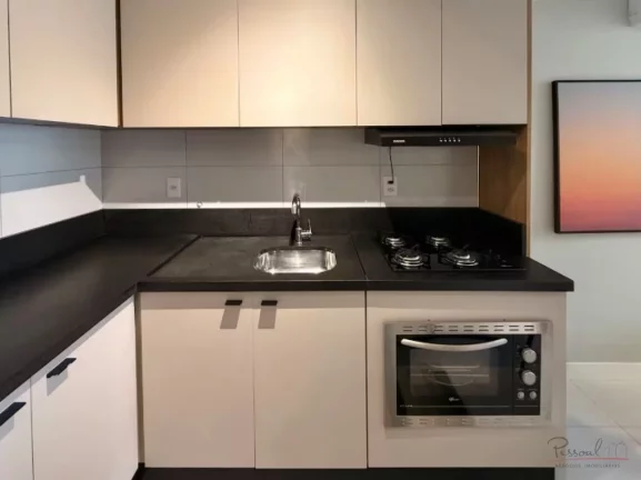 Imagem Descubra este moderno apartamento de aproximadamente 80 m², localizado no coração de Jurerê Lest...