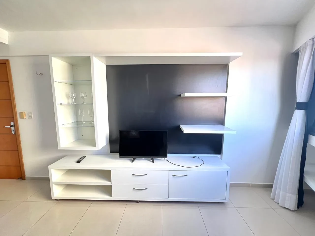 Imagem Apartamento com 2 Quartos à Venda, 55 metros em Ponta Negra - Natal