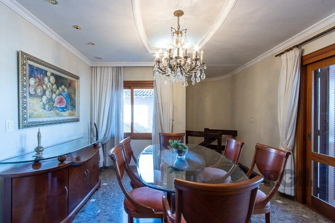 Imagem Casa para Venda - 450m², 4 dormitórios, sendo 4 suites, 5 vagas - Vila Assunção