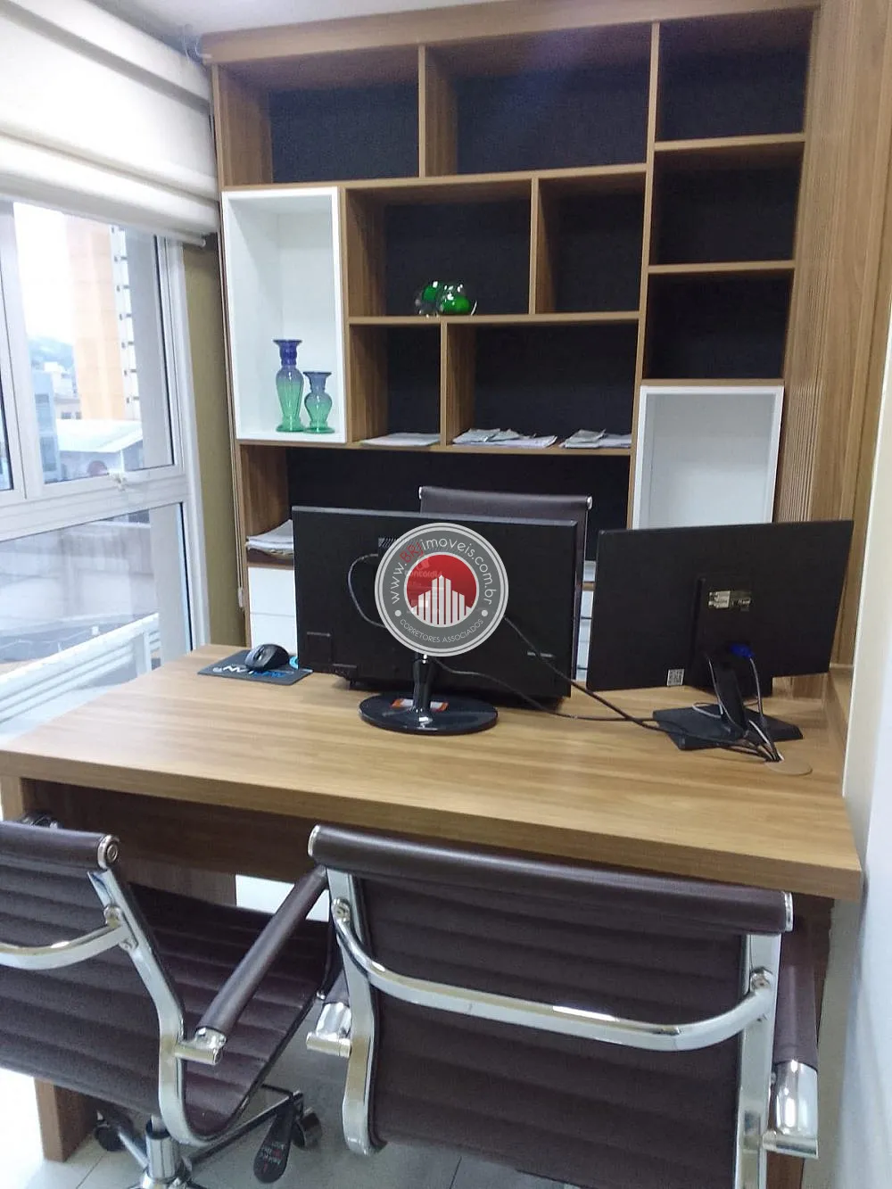 Imagem Sala Comercial a Venda no bairro Centro - Nova Iguaçu, RJ