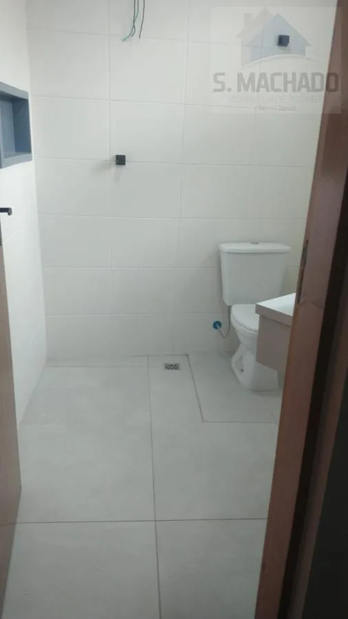 Imagem Sobrado para Venda em Santo André / SP no bairro Parque Jaçatuba