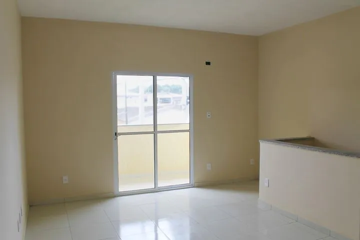 Casa com 2 Quartos à Venda, 110 m² em Parque Das Bandeiras - São Vicente