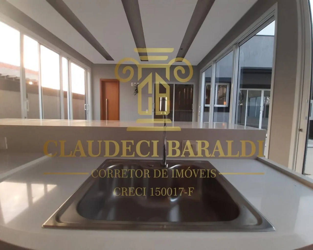 Imagem Sobrado em Condomínio para Venda em Votorantim / SP no bairro Alphaville Nova Esplanada