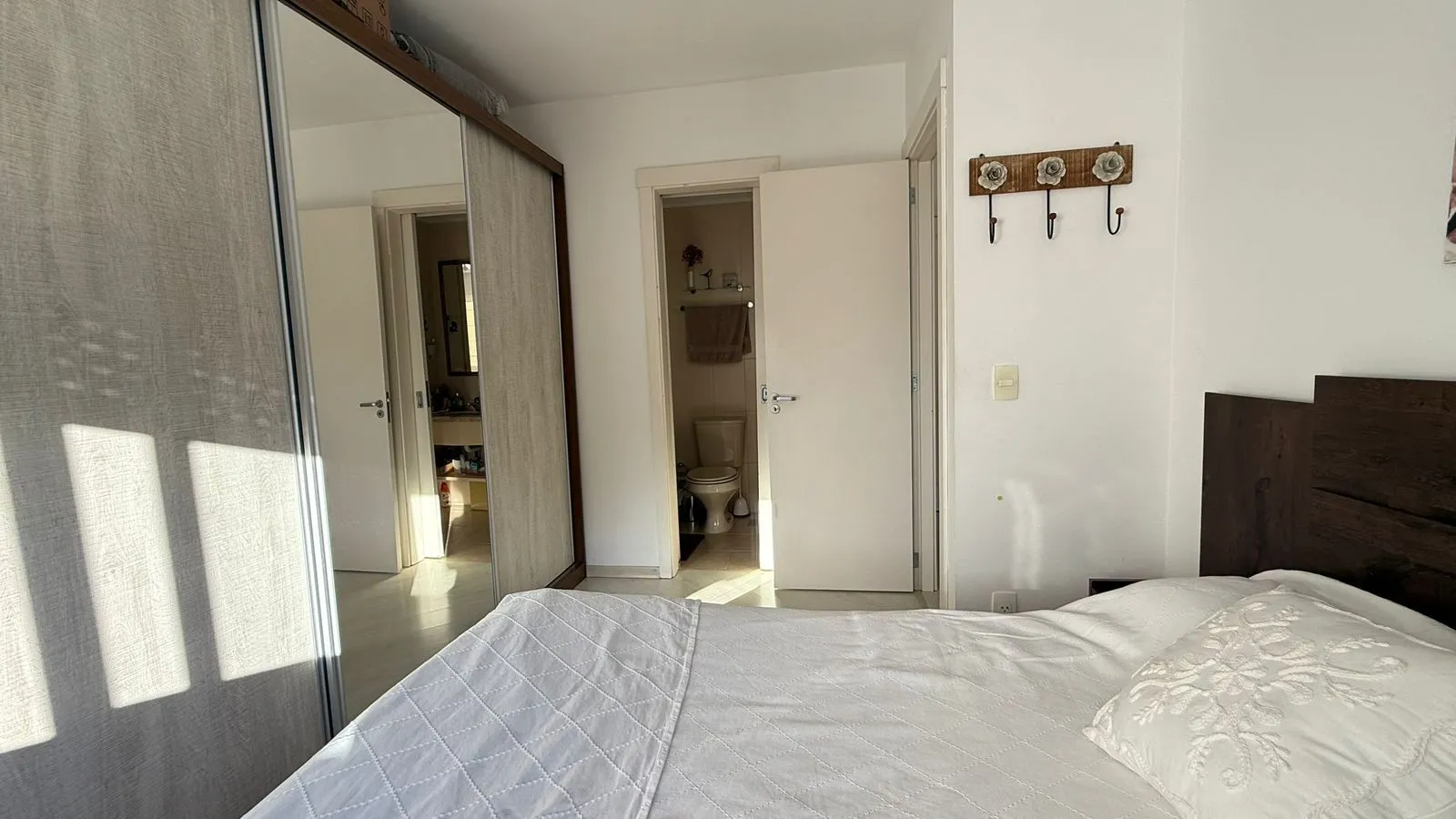 Imagem Apartamento 1 dormitório c/vaga escriturada coberta e infra completa no Rio Branco