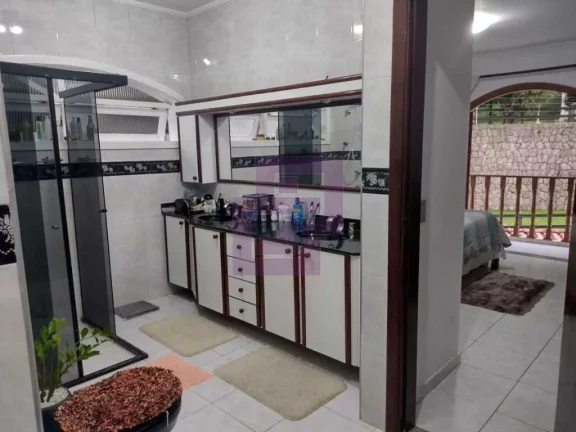 Imagem Casa Pitangueiras com piscina e churrasqueira!!!