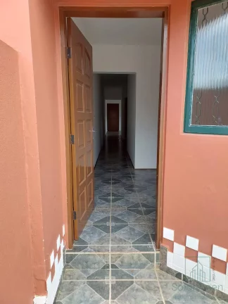 Imagem Casa 2 Quartos e 1 banheiro P/ LOCAÇÃO em Atibaia - 2 Mil / Mês