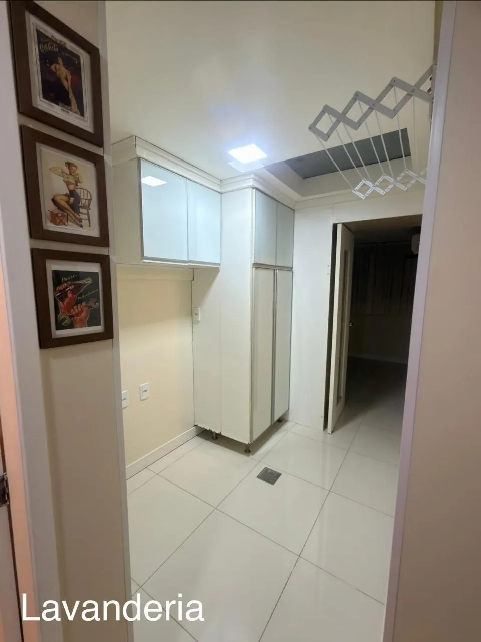 Imagem Apartamento de 2 quartos, suíte e 1 vaga de garagem no bairro Menino Deus em POA