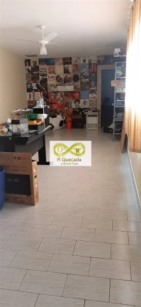 Imagem EXCELENTE CASA COM 229m² CONSTRUIDA COM TERRENO 258m²