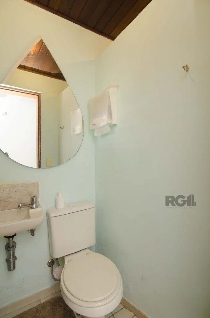 Imagem Excelente casa de 116m² com 2 dormitórios no bairro Cidade Baixa.