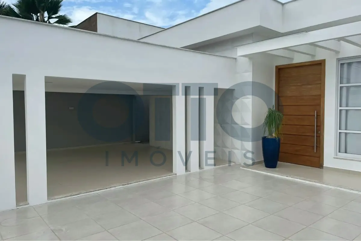 Imagem Casa com 4 quartos e 4 suítes para locação em Outeiro da Glória, Porto Seguro