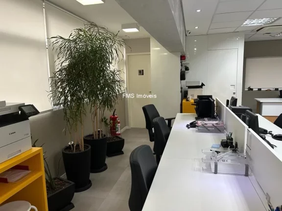 Imagem Conjunto comercial com 152m² para alugar no Itaim Bibi.