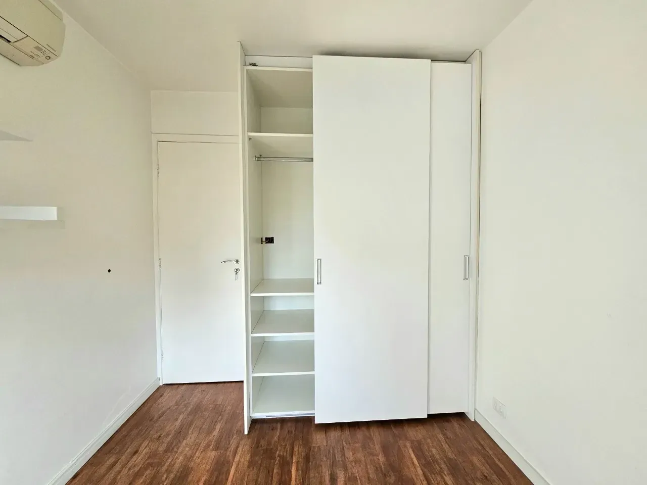 Imagem Apartamento com 2 Quartos à Venda, 87 m² em Vila Nova Conceição - São Paulo