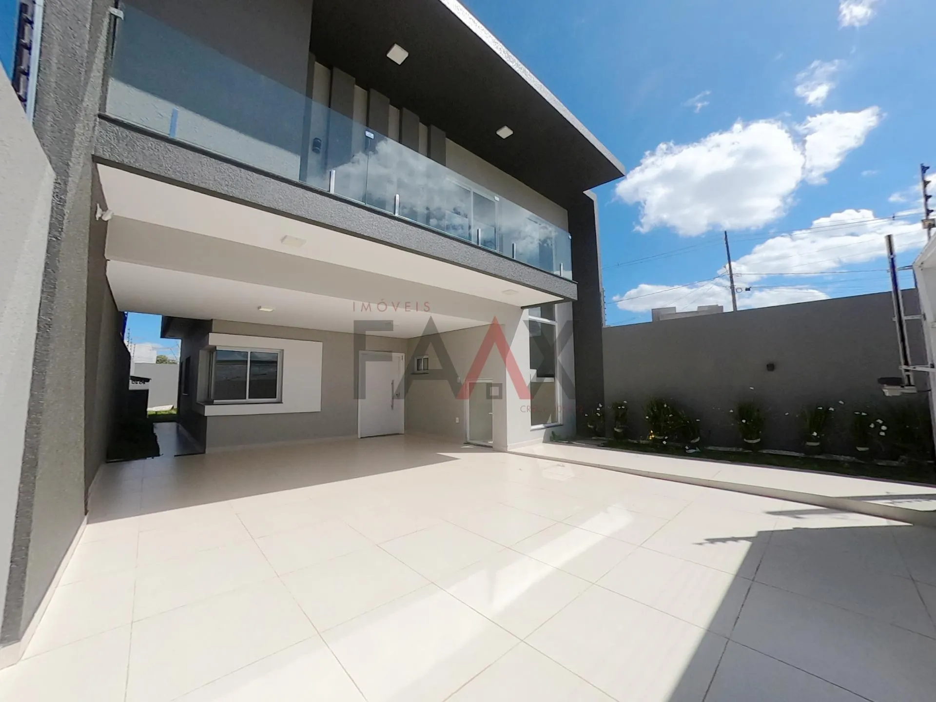 Imagem Sobrado com 3 dormitórios à venda,183.44m², GUARAPUAVA - PR