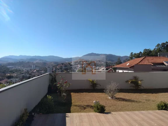Imagem Casa com 3 dormitórios à venda, 300 m² por R$ 1.480.000,00 - Pinheirinho - Itajubá/MG