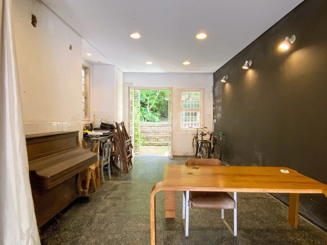 Imagem Casa Comercial para Venda - 60m², 0 dormitórios, Centro Histórico