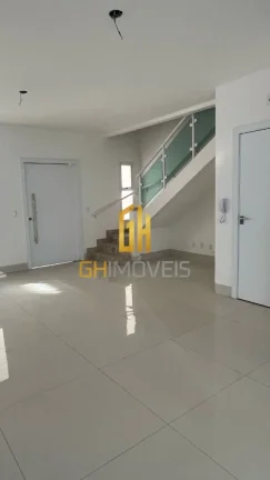 Imagem SO0401Lindo sobrado de alto padrão em condomínio fechado em aparecida de goiânia O sobrado possui...
