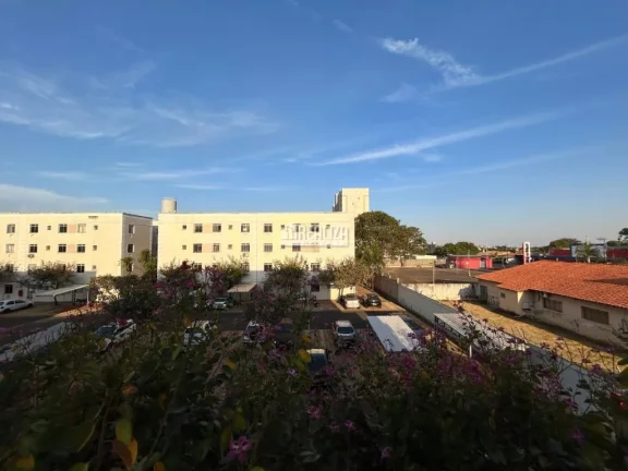 Imagem Apartamento à venda e locação no Condomínio Parque Ucrânia, no bairro Conjunto Guanabara, em Uberaba