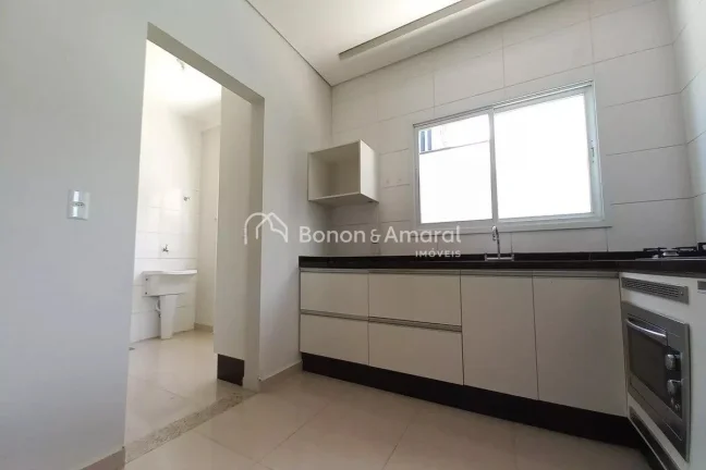 Imagem Esta casa no Swiss Park oferece 247 m² de área construída, combinando conforto, funcionalidade e ...