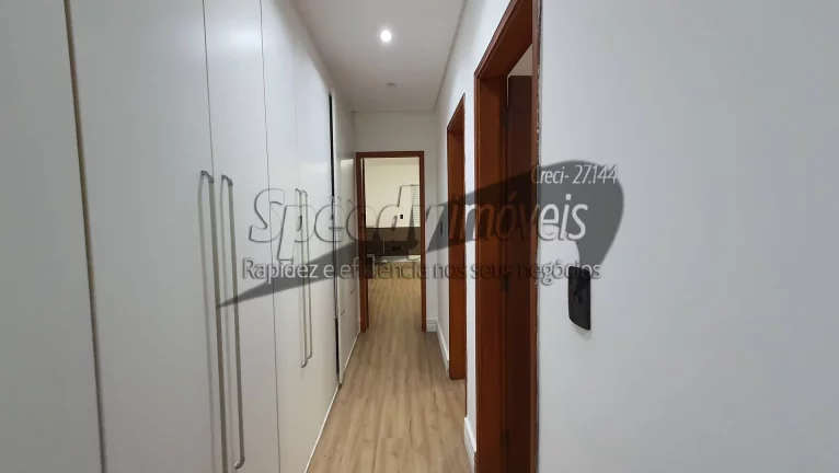 Imagem Casa em Santos á venda com 3 dormitórios.