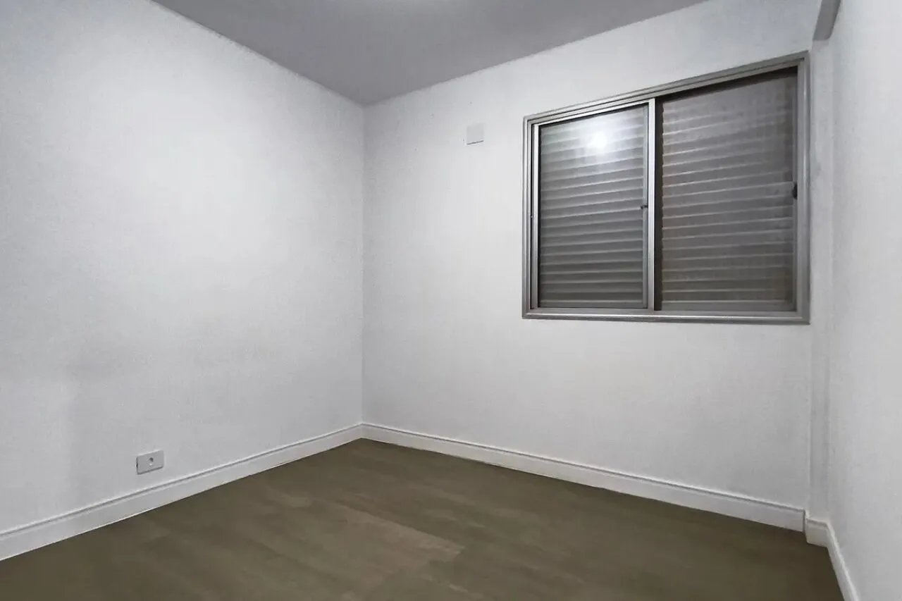 Imagem Apartamento Compacto com Vaga e Portaria 24h no Edifício Camboriú.